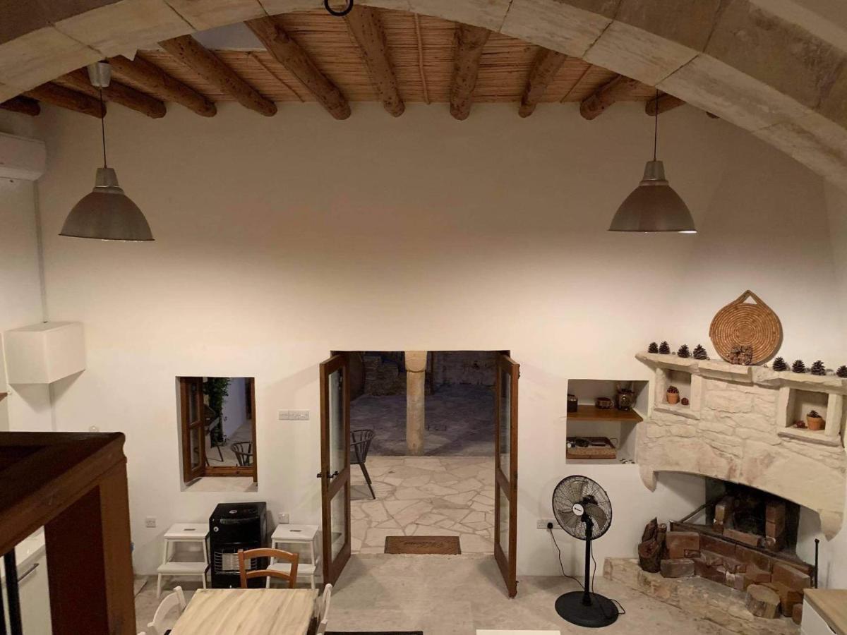 Thalassovouni Traditional House In The Center Of The Village المظهر الخارجي الصورة